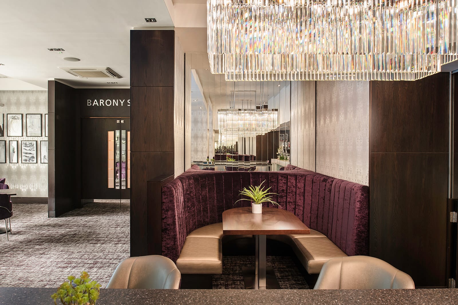 Carlton Barony Lounge